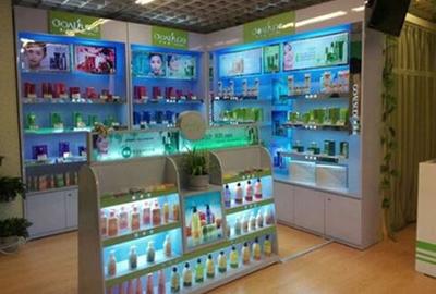 重慶化妝品加盟與零售 機(jī)遇、挑戰(zhàn)與成功之道